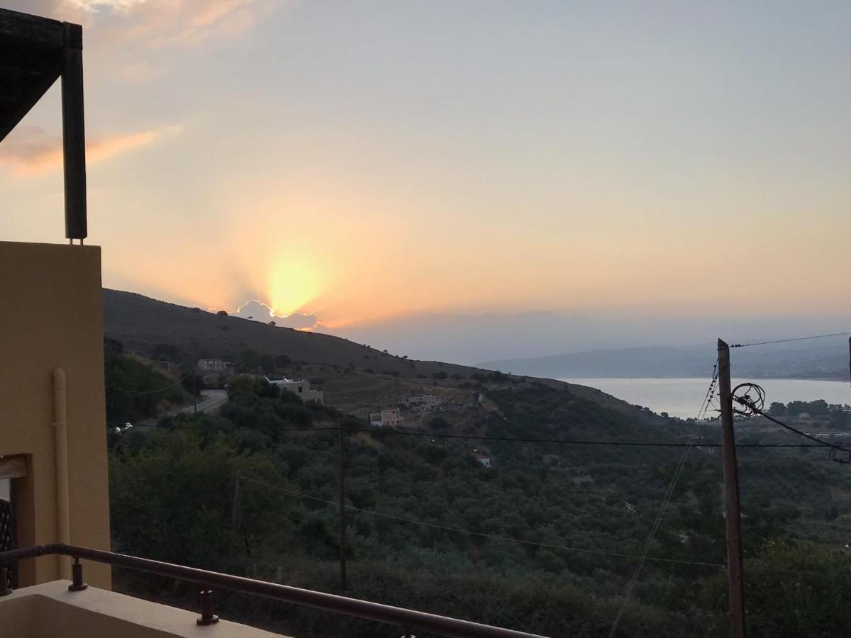 Arbutus - Relaxing Apartment With Fantastic Views Georgioupoli Exterior photo